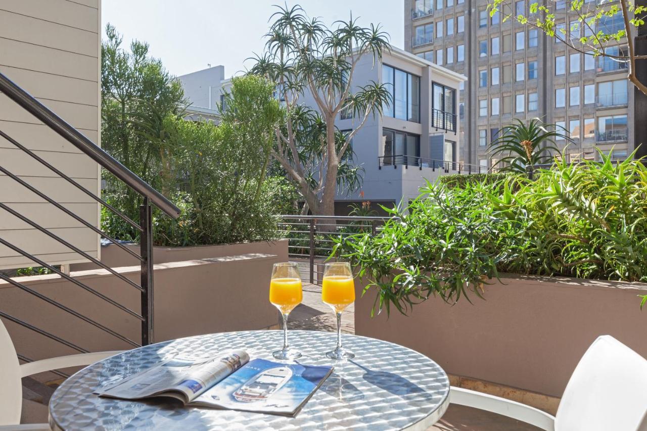 Adderley Terraces J10 By Ctha * Kapstadt